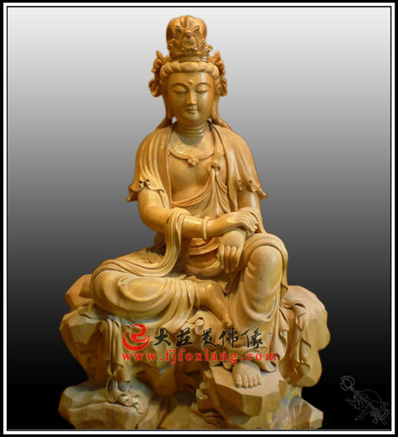 香樟木木雕三十三觀(guān)音之能靜觀(guān)音